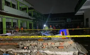 Banjir Jebol Tembok Berujung 3 Siswa Meninggal, KBM Sekolah Dialihkan