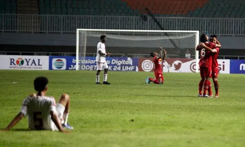 Waduh! Pelatih Timnas U-17 UEA Sindir Kualitas Rumput Stadion Pakansari Bogor