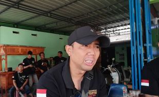 Komunitas Bocahe Mas Tuntas Kartasura Sukoharjo Bagi-Bagi Sarapan Gratis