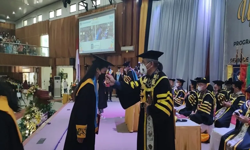 Pertama Sejak Pandemi, Wisuda di UKSW Hadirkan Orang Tua