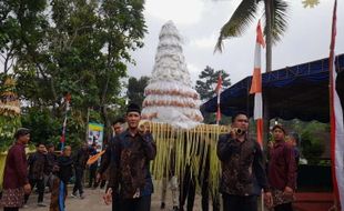 Boyolali Surga Kirab Budaya, Ini Sejarah & Makna Gunungan Merti Desa Banyusodo