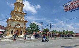 Layaknya Tol, Jalan di Weru Sukoharjo Ini Punya Rest Area yang Nyaman & Lengkap