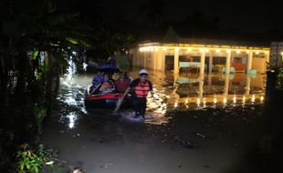 20-an Warga Bayat Klaten Mengungsi Akibat Banjir