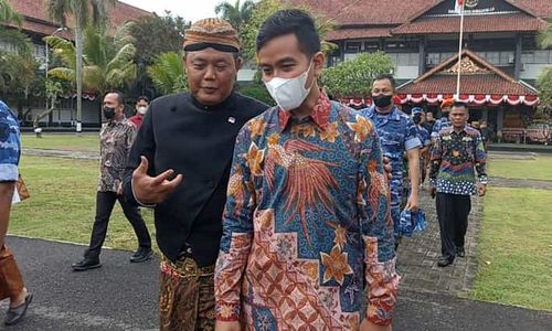 Hanya Gibran, Bupati/Wali Kota di Soloraya yang Hadiri Upacara HUT Karanganyar