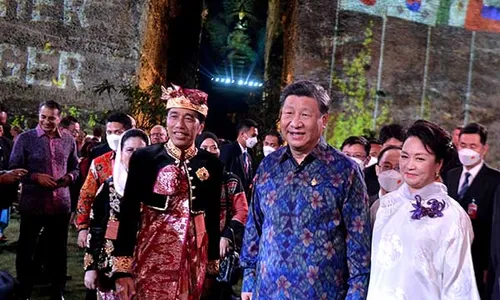 Xi Jinping Dikawal Ketat saat Gala Dinner G20, 3 Minibus & 2 Patwal Mendampingi