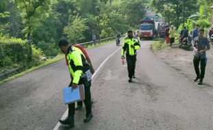 Ditabrak Truk di Jl. Purwantoro-Slogohimo Wonogiri, Warga Purwodadi Meninggal