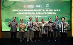 Operasional Ramah Lingkungan, Semen Gresik Raih Penghargaan Industri Hijau 2022