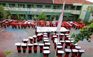 Seratusan Siswa SMP BWM Sragen Bikin Formasi Muktamar Muhammadiyah