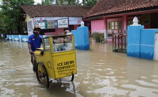 2 Sekolah di Krakitan Klaten Kebanjiran, 164 Siswa Terpaksa Belajar di Rumah