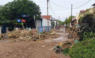 Banjir dan Longsor Landa Ngaliyan Semarang, Dapur Umum Disiapkan