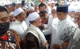 Hadiri Acara Haul Habib Ali di Solo, Anies Baswedan Diteriaki Presiden 2024