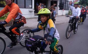 Kisah Bocah SD Gowes dari Banjarmasin ke Solo demi Muktamar Muhammadiyah