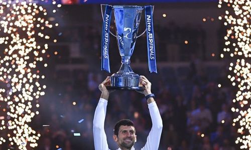 Mantul! Djokovic Tutup Musim Ini dengan Juara ATP Finals 2022, Samai Federer