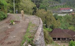 Mobil Dilarang Lewat, Pengelola Goa Resi Wonogiri Siapkan Area Parkir Cadangan