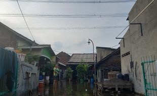 Peringatan BMKG, Rob Landa Kawasan Pesisir Jateng Selama 3 Hari ke Depan