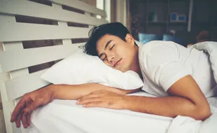 Tips Tidur Nyenyak dari Berbagai Negara