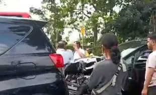 Libatkan 3 Mobil, Ini Kronologi Kecelakaan Depan Indomaret Slamet Riyadi Solo