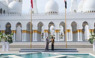 Jadi Nama Masjid Megah di Solo, Ini Sosok Sheikh Zayed Sang Bapak Bangsa UEA