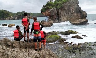 Wisatawan Terseret Ombak di Pantai Jungwok Gunungkidul, Begini Kronologinya