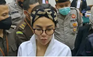 Sidang Perdana Nikita Mirzani atas Kasus Dugaan Pencemaran Nama Baik