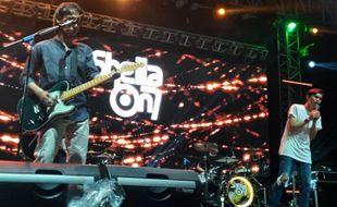 Lagu Dan Sheila On 7 Obati Rindu 3.000 Penonton Padmanaba Live Myuzyk Festival