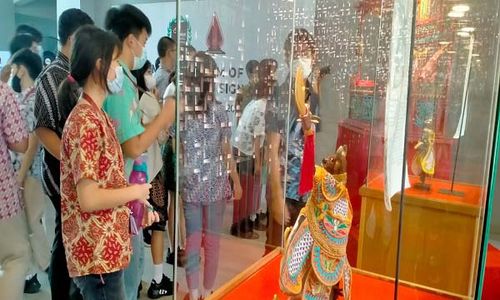 Mengenal Wayang Potehi, Seni Peranakan Tionghoa yang Pernah Populer di Semarang