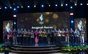 UNS Borong 7 Penghargaan Anugerah Diktiristek 2022