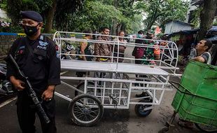 11 Orang jadi Korban Bom Bunuh Diri di Polsek Astanaanyar Bandung