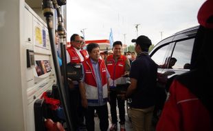 Jelang Nataru, Dirut Pertamina Patra Niaga Tinjau SPBU & Fuel Terminal di Jateng-DIY