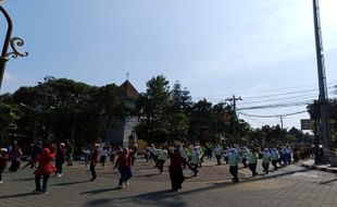 Lewat Flashmob, Cara Dispangtan Salatiga Sosialisasikan Kenyang Tak Harus Nasi