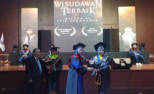 Wonderful Indonesia Jadi Tema Wisuda ke-43 STIE Surakarta