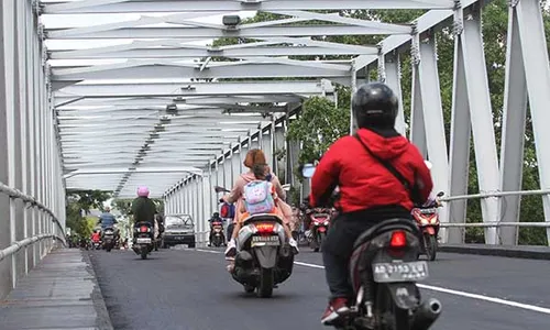 Pelat Baja Diganti Baru, Getaran di Jembatan Mojo Berkurang Drastis