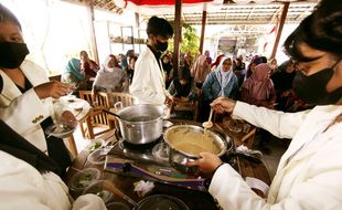 Didampingi FKIK UKSW, Warga Kadirejo Semarang Olah Porang Jadi Bakso & Nugget