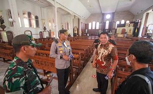 Wawali Solo, Kapolresta & Dandim Kunjungi Sejumlah Gereja Cek Persiapan Natal