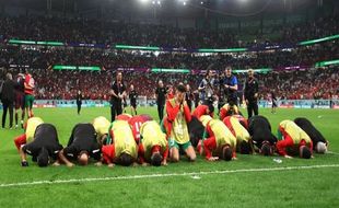 Pemain Maroko Bersujud Usai Depak Spanyol, Begini Sujud Syukur Menurut Islam