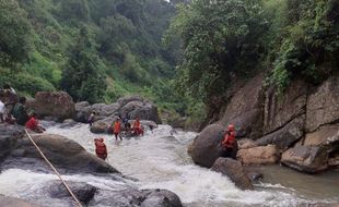 Terpeleset, Pria Sukoharjo Hanyut di Sungai saat Ritual di Kahyangan Wonogiri