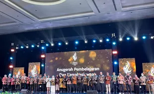 Top! UMS Raih 2 Penghargaan di Anugerah Diktiristek 2022