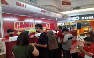 Laris! Televisi Layar Besar Diburu saat Pameran Candi Elektronik di Solo Square