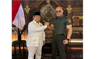 Seperti Deddy Corbuzier, Raja PB X dan HB IX juga Berpangkat Tituler TNI AD