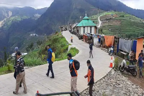 Libur Nataru, Jalur Alternatif Dieng Ekstrem bagi Wisatawan, Simak Rute Amannya