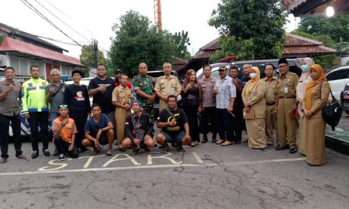 Masyarakat Kartasura Sukoharjo Kirim Bantuan dan 8 Personel ke Cianjur