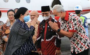 Wah! Mega-Puan Ternyata Dijemput Ganjar Pranowo di Bandara untuk Jagong Kaesang