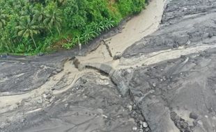 Gawat! Warga Satu Dusun di Lumajang Terisolasi akibat Lahar Dingin Semeru