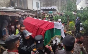 Pahlawan, Aiptu Sofyan Selamatkan Rekan dari Bom Bunuh Diri di Mapolsek