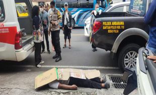 Sempat Kejang-Kejang, Pria Tanpa Identitas Meninggal di Jalanan Semarang