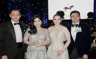 Gaun Annisa Pohan saat Hadiri Pernikahan Chelsea Islan Jadi Sorotan Warganet