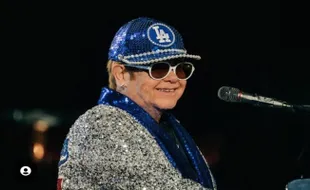 Elton John Umumkan Tak Lagi Menggunakan Twitter