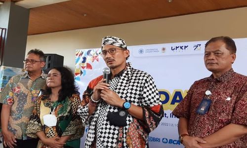 Sandiaga Uno Tegur Keras Pengelola Pariwisata Gunung Bromo