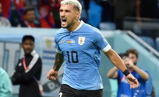 Babak Pertama Usai, Uruguay Atasi Ghana 2-0