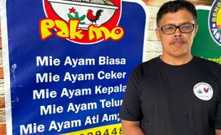 Yummy, Lezatnya Mi Ayam Pak Saimo Sukoharjo yang Eksis Selama 30 Tahun